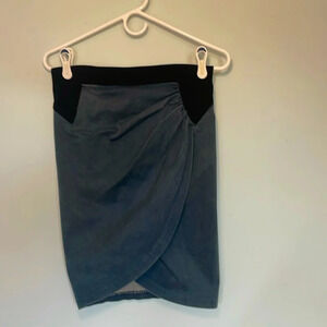 Helmut Lang women’s size 4 denim wrap skirt, elastic waist, lined, tulip hem